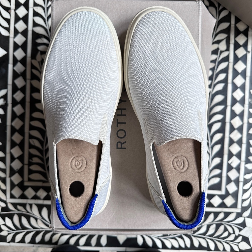 Rothys New City Slip On Sneaker White Size 7.5